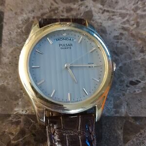 Pulsar Quartz Watch Model Z18 with Brown Leather Strap Needs Battery
